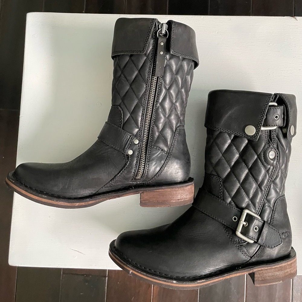 Ugg boots size 5 in great shape!
